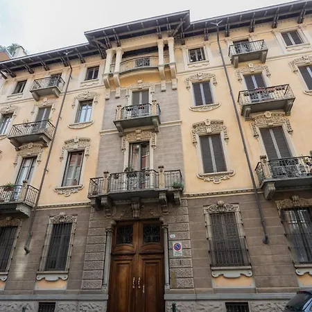 Little Liberty Al Parco Del Valentino By Wonderful Italy * Turin
