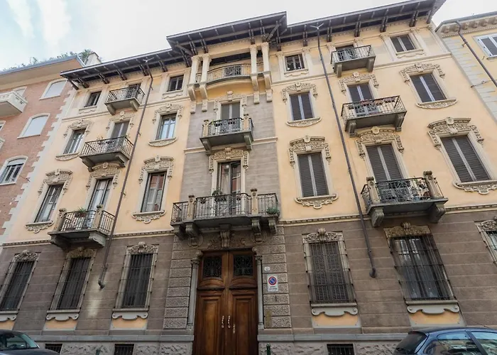 Little Liberty Al Parco Del Valentino By Wonderful Italy * Turin